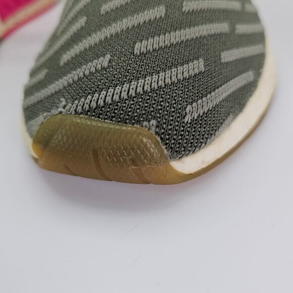 Adidas NMD R2 Sargent Green Womens 9 Running Sneakers Shoes - Picture 12 of 13